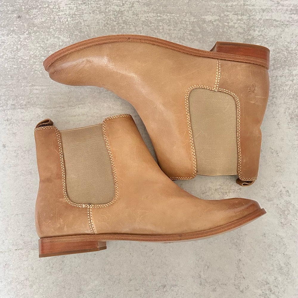 Frye Leather Chelsea Ankle Boot